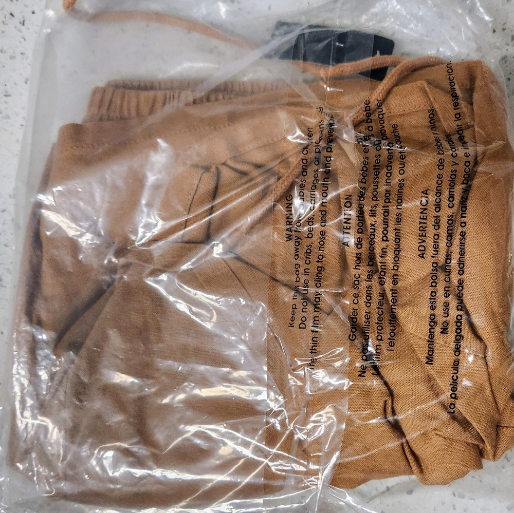 Torrid 5 Inch Pull-On Stretch Linen Mid-Rise Short - Tan‎ - Medium - Picture 7 of 7